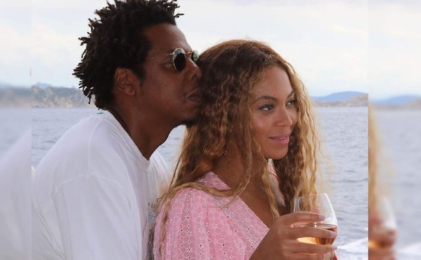 Beyoncé confirma que renovó votos con Jay-Z