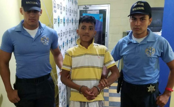 Lo acusan de violar y embarazar a su hermana menor