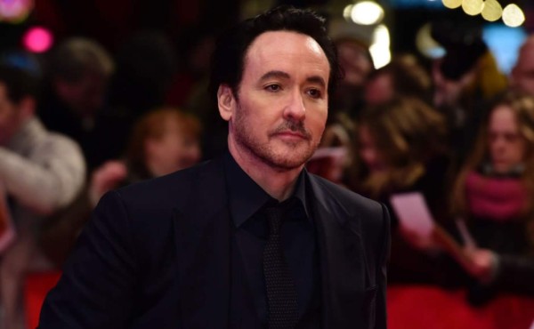 John Cusack denuncia agresión policíaca en protesta por muerte de George Floyd