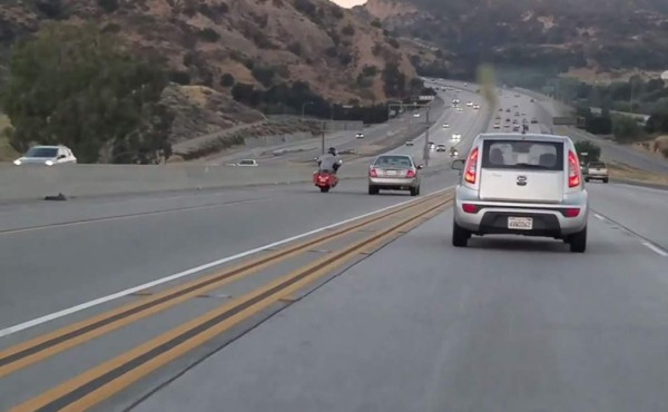 Video: pelea entre motoristas tiene un resultado inesperado  