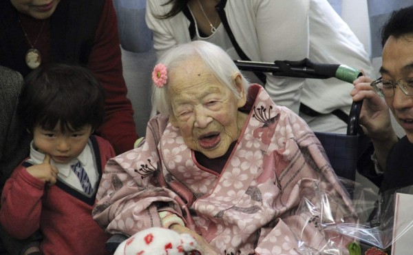 La mujer más vieja del mundo celebra su 117 cumpleaños