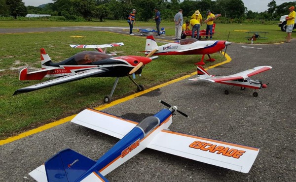 Pequeños aviones que surcan los cielos de San Pedro Sula