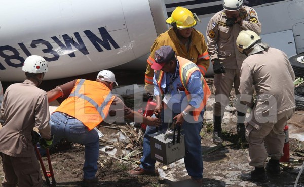 Toncontín: Investigadores recuperan caja negra de avión accidentado