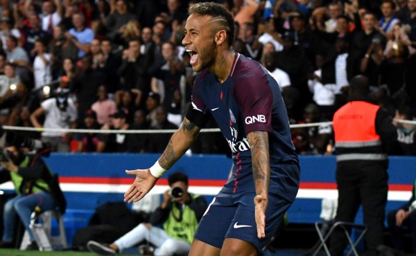 Neymar deja boquiabierta a Francia
