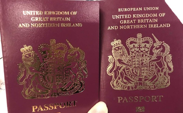 El Reino Unido elimina las palabras 'Unión Europea' de sus pasaportes