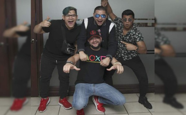 La Versátil quiere contagiar a todos con su 'Kumbia Party”