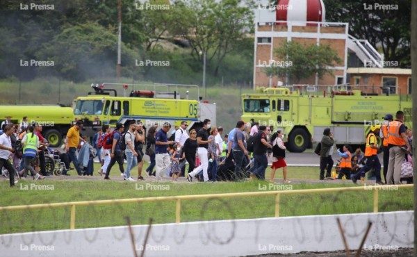 Aeropuerto Toncontín reanuda operaciones en Tegucigalpa