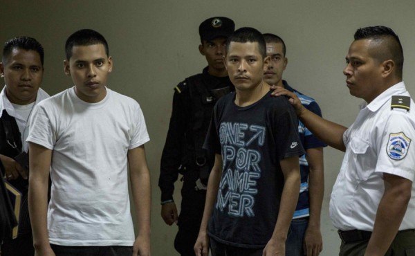 Aplazan juicio por el caso de mujer quemada en hoguera en Nicaragua