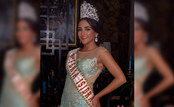 Rosa Gutiérrez es coronada como la reina de la Feria Isidra