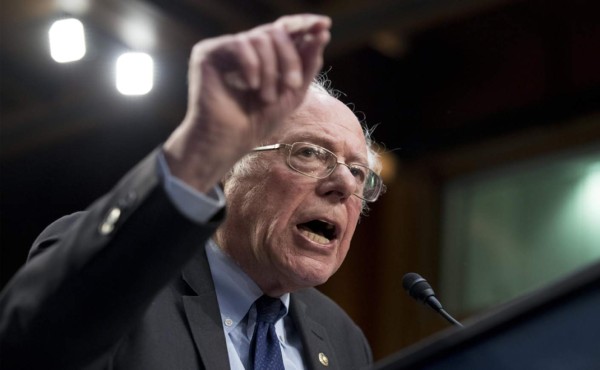 Sanders presenta ambiciosa propuesta de sanidad pública en USA