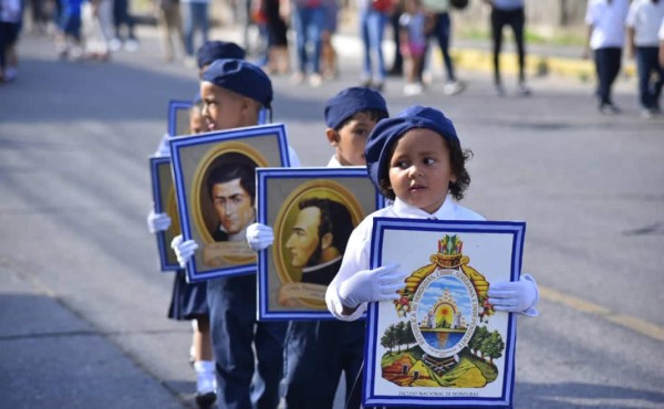 Cuarenta jardines de niños inauguran fiestas patrias en La Ceiba