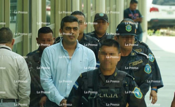 Arnaldo Urbina Soto, exalcalde de Yoro, es presentado en audiencia por pedido de extradición