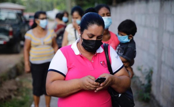 Más de L52 millones reciben familias afectadas por tormentas en Santa Bárbara