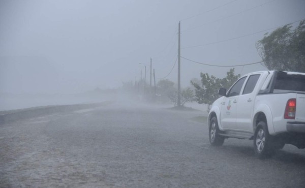 Irma deja 15 muertos en el Caribe y crece la alerta por José y Katia