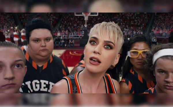 Katy Perry le gana a Taylor Swift presentando primero su nuevo video