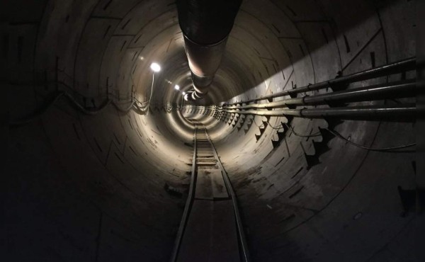 Empresa de Elon Musk quiere construir túnel para evadir tráfico en Los Ángeles