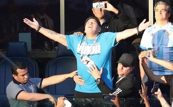 'Descansa, Maradios', así despiden personalidades del fútbol a Maradona