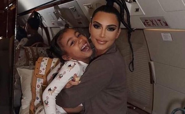 Hija de Kim Kardashian, North West, aparece con piercing en la nariz