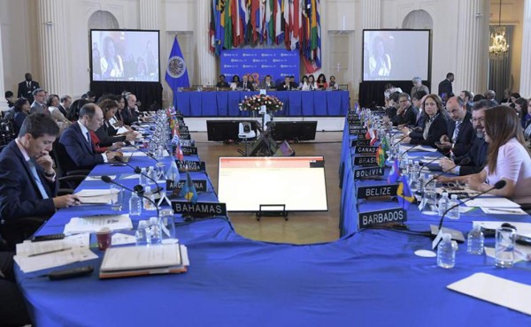 La mitad de países de la OEA pide postergar elección por COVID-19
