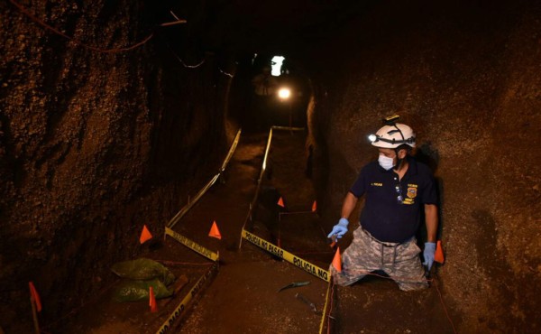 Hallan tres cadáveres en un túnel clandestino en El Salvador