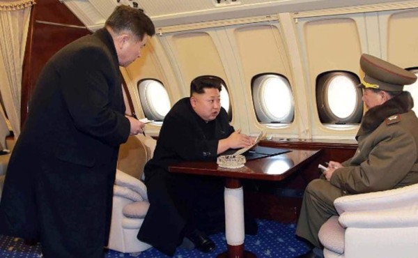 Kim Jong Un presenta al mundo su lujoso avión privado