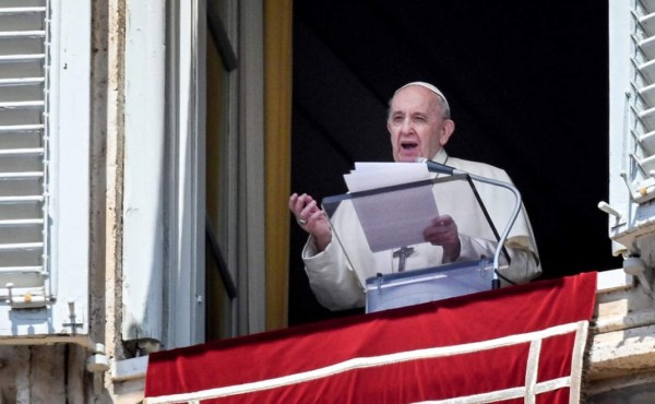 Papa Francisco expresa su preocupación por la violencia en Colombia y Jerusalén