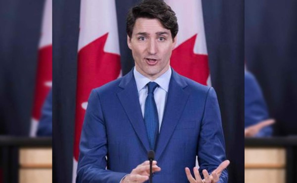Primer ministro de Canadá niega acusaciones de exfiscal