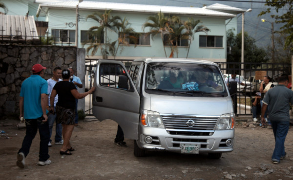 Frente a bar ultiman a tres mujeres en San Pedro Sula