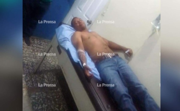 El maestro resultó herido de bala en Villanueva, Cortés, zona norte de Honduras.