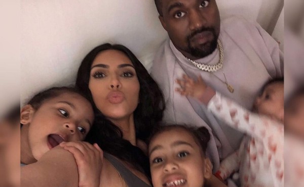 Kim Kardashian muestra rostro de su hijo Psalm West