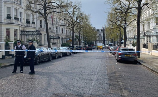 La Policía británica dispara a carro que embistió al de embajadora ucraniana