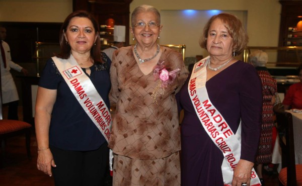 Reunión de las damas voluntarias de la Cruz Roja Hondureña