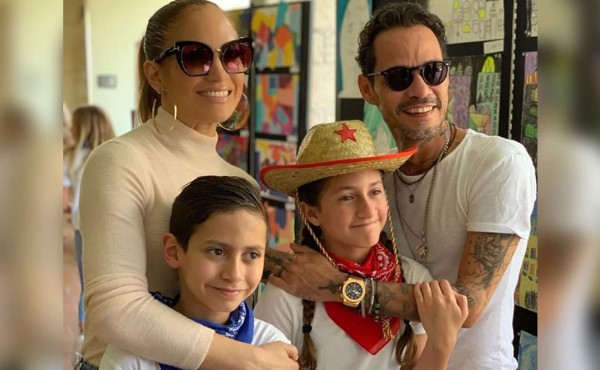 Jennifer López dedica sentido mensaje a Marc Anthony y Alex Rodríguez
