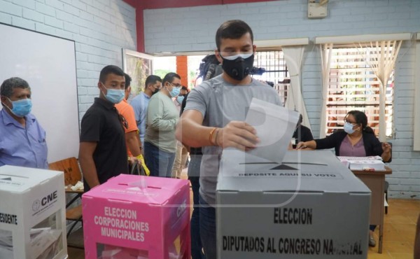CNE pide a mesas ampliar horario de cierre de votación de elecciones primarias