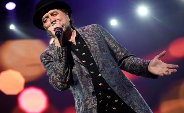 Joaquín Sabina sigue su recuperación tras abandonar cuidados intensivos