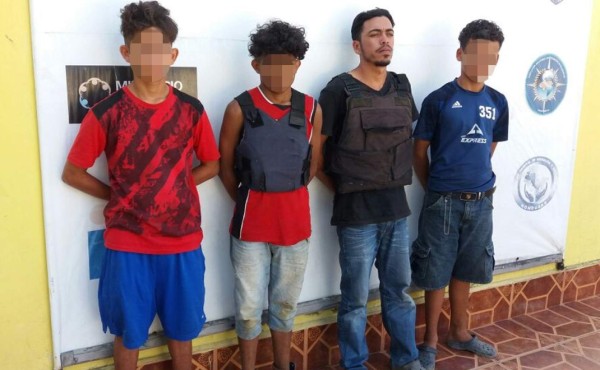 Tras persecución desarticulan banda integrada por tres menores de edad