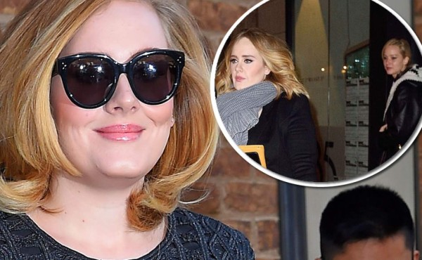 Adele sale a comer con Jennifer Lawrence y Emma Stone