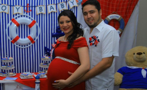 Fiesta maternal para Danelia Peña