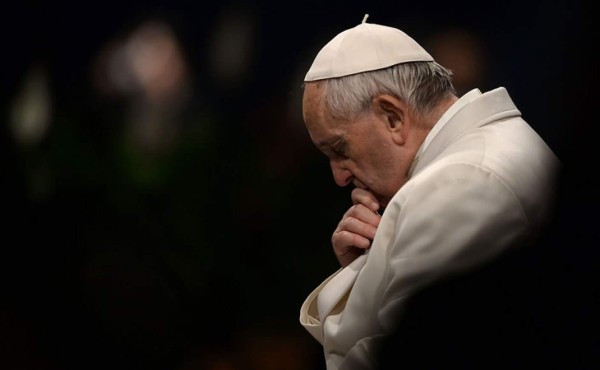 El papa Francisco expresa su preocupación por ataque terrorista en Barcelona  
