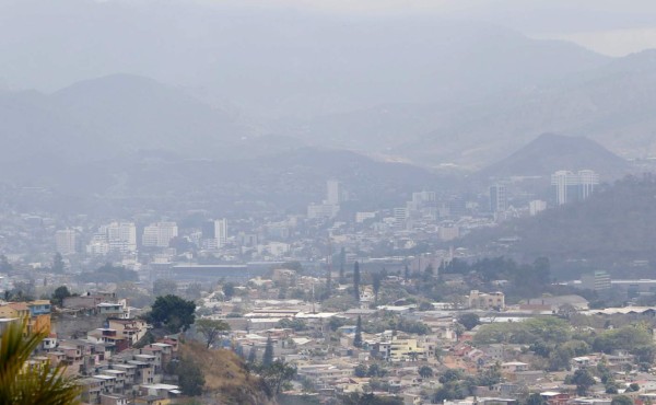 Llena de humo Tegucigalpa por 58 incendios