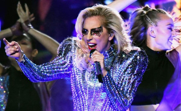 Super Bowl: Lady Gaga advierte a Shakira y JLo: 'No hagan Playback'