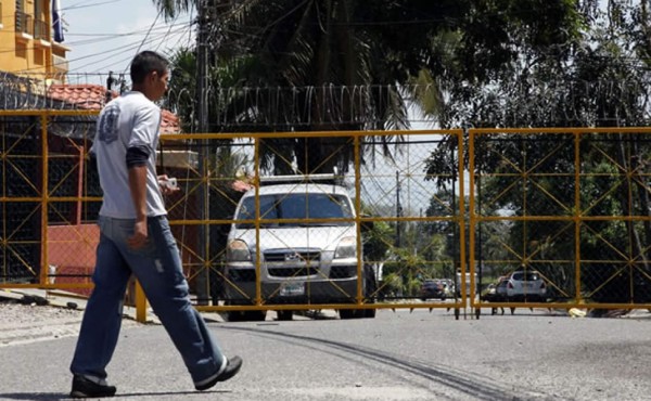 Aún no hay reglamento para regular portones y trancas en colonias sampedranas