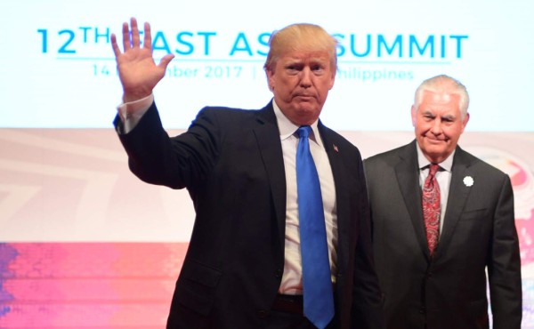 Trump cierra una gira 'muy exitosa' en Asia