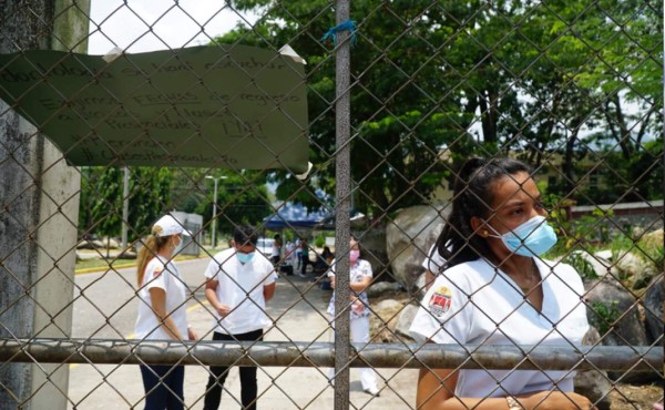 Carrera de Odontología mantiene cerrada la Unah-vs por falta de acuerdos