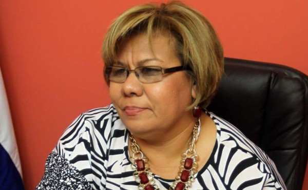 Janeth Almendarez teme por su vida por denunciar cifras del dengue