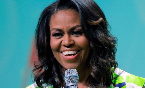 Michelle Obama gana Grammy con su libro 'Becoming'