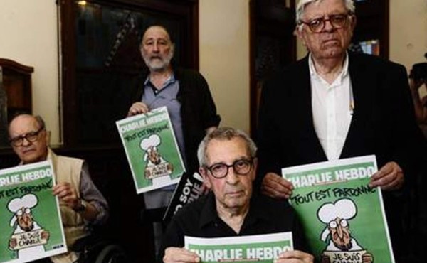 Charlie Hebdo explica su portada de Mahoma