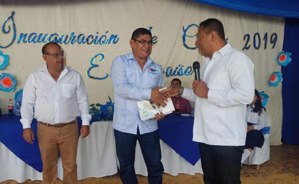 Maestros de El Paraíso se toman Departamental de Educación   