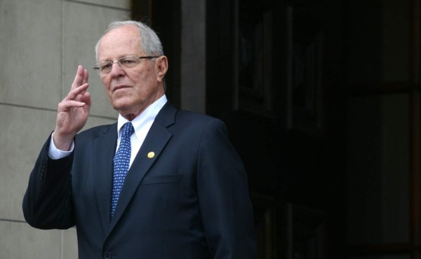 Kuczynski retirará su dimisión si el Congreso no acepta los términos de su renuncia