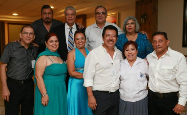 Reunión promoción 1975 del Instituto José Trinidad Reyes